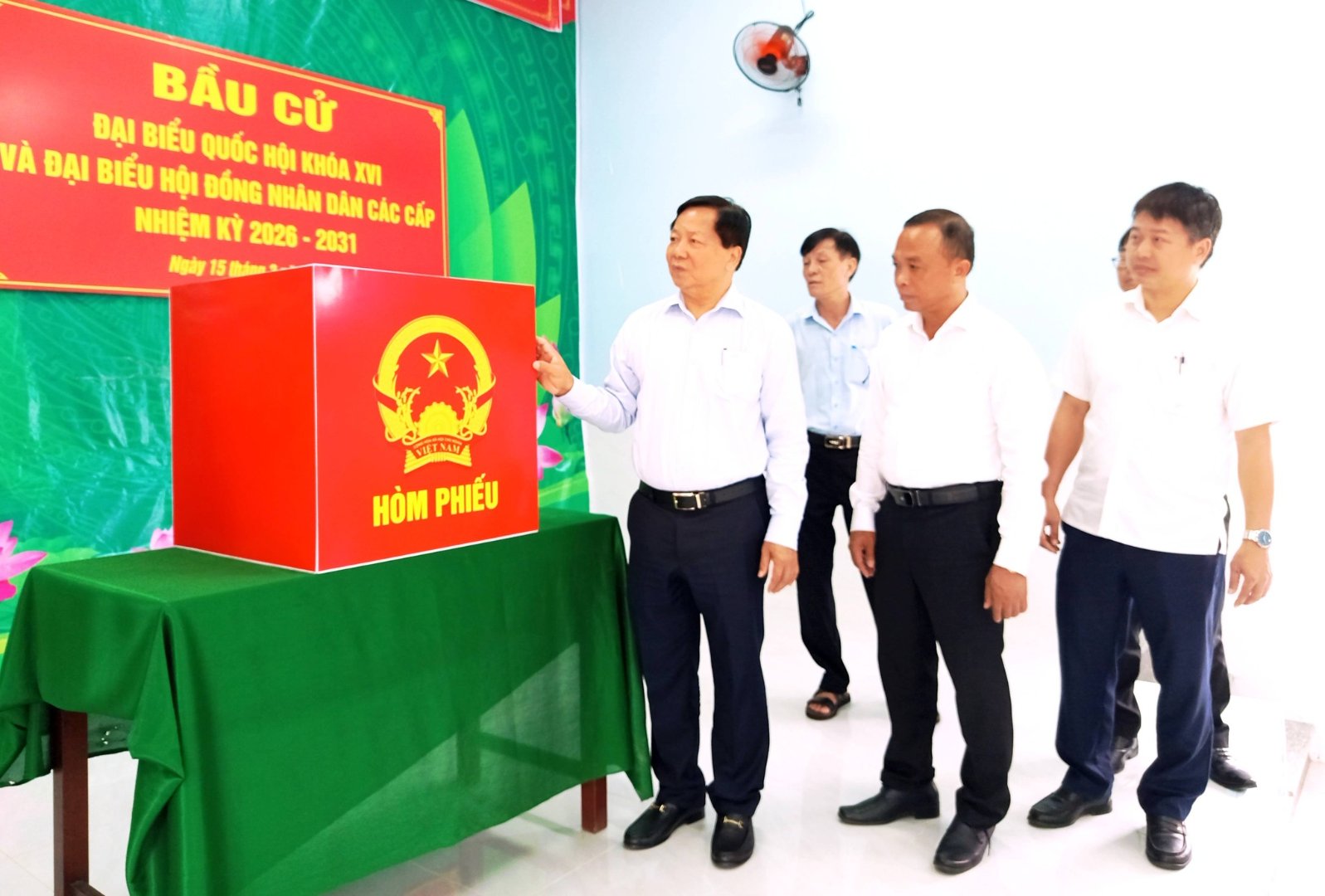 Kiểm tra công tác triển khai thực hiện bầu cử đại biểu Quốc hội khóa XVI tại các xã: Gia Kiệm, Thống Nhất và Dầu Giây