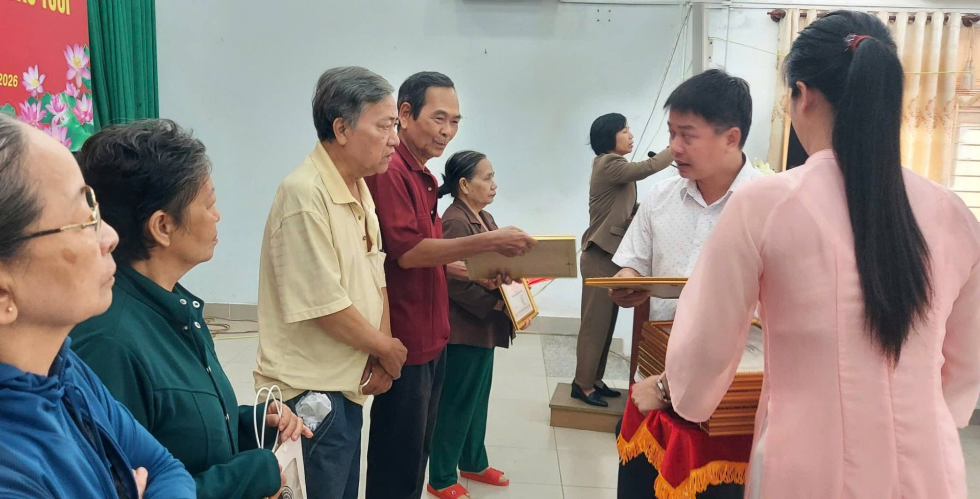 Lễ chúc thọ, mừng thọ năm 2025 cho 118 cụ trên địa bàn xã Gia Kiệm