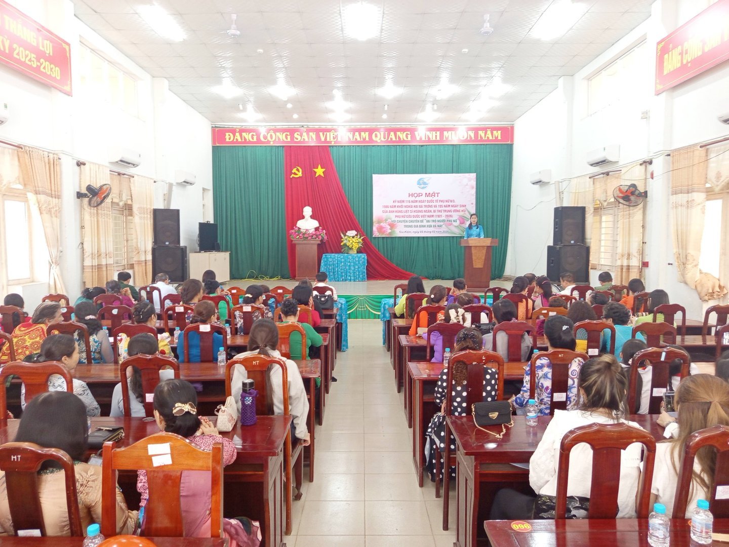 Hội LHPN xã Gia Kiệm họp mặt kỷ niệm 116 năm Ngày Quốc tế Phụ nữ 8/3