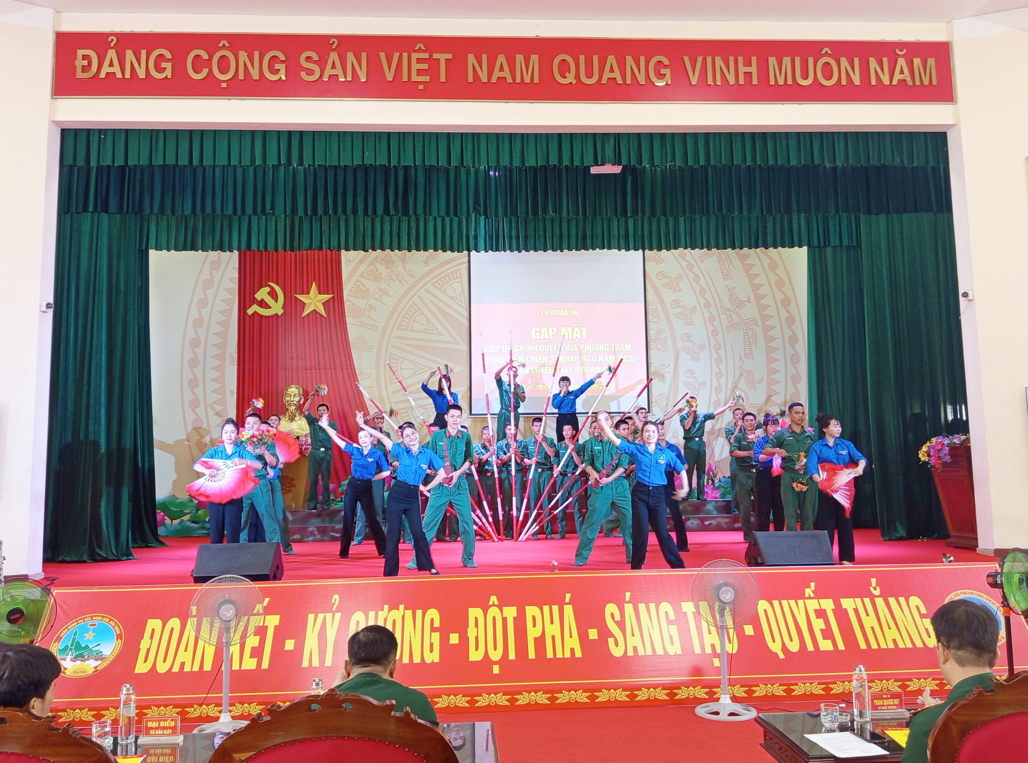 Ảnh 10