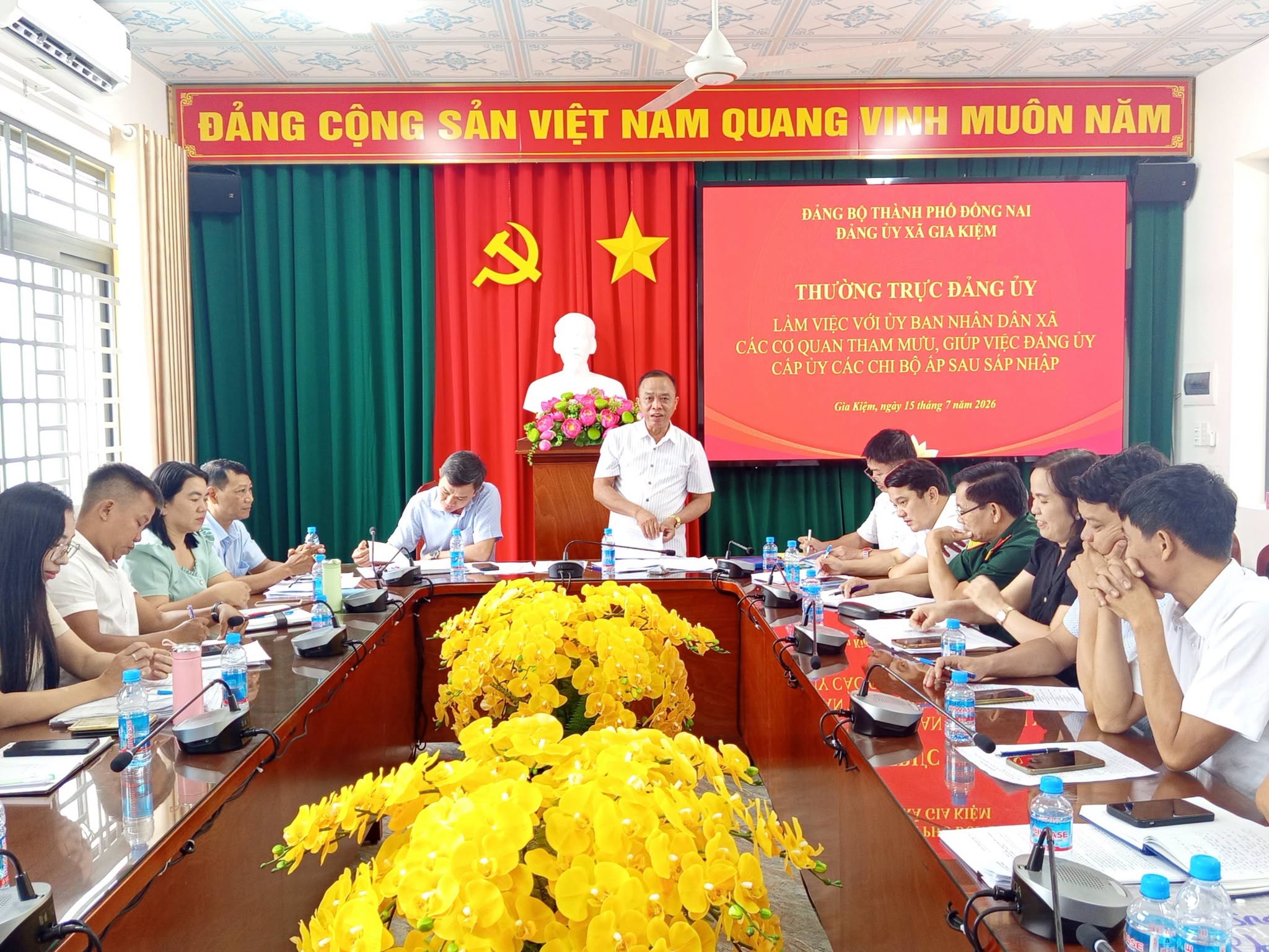 Đảng ủy xã Gia Kiệm làm việc với các chi bộ ấp, chỉ đạo hoạt động sau sáp nhập