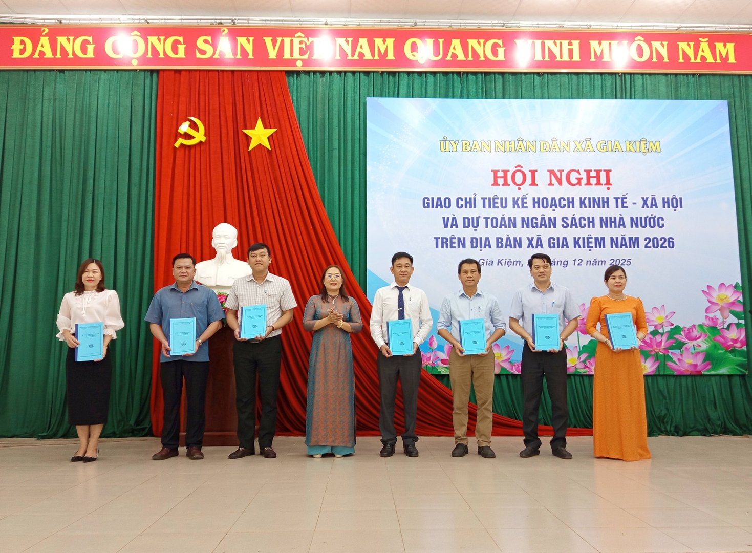 Hoi Nghi Giao Chi Tieu Ke Hoach Kinh Te Xa Hoi Va Du Toan Ngan Sach Nha Nuoc Xa Gia Kiem Nam 2026 - Ảnh 9