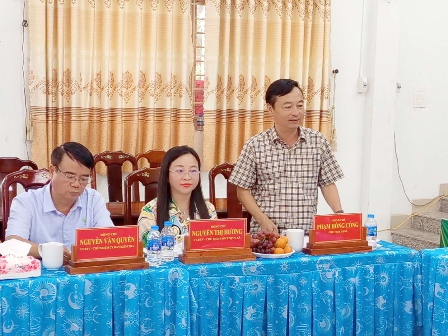 Hoi Nghi Giao Luu Trao Doi Hoc Tap Kinh Nghiem Van Hanh Chinh Quyen 2 Cap Giua Xa Gia Kiem Va Xa Long Ha - Ảnh 17