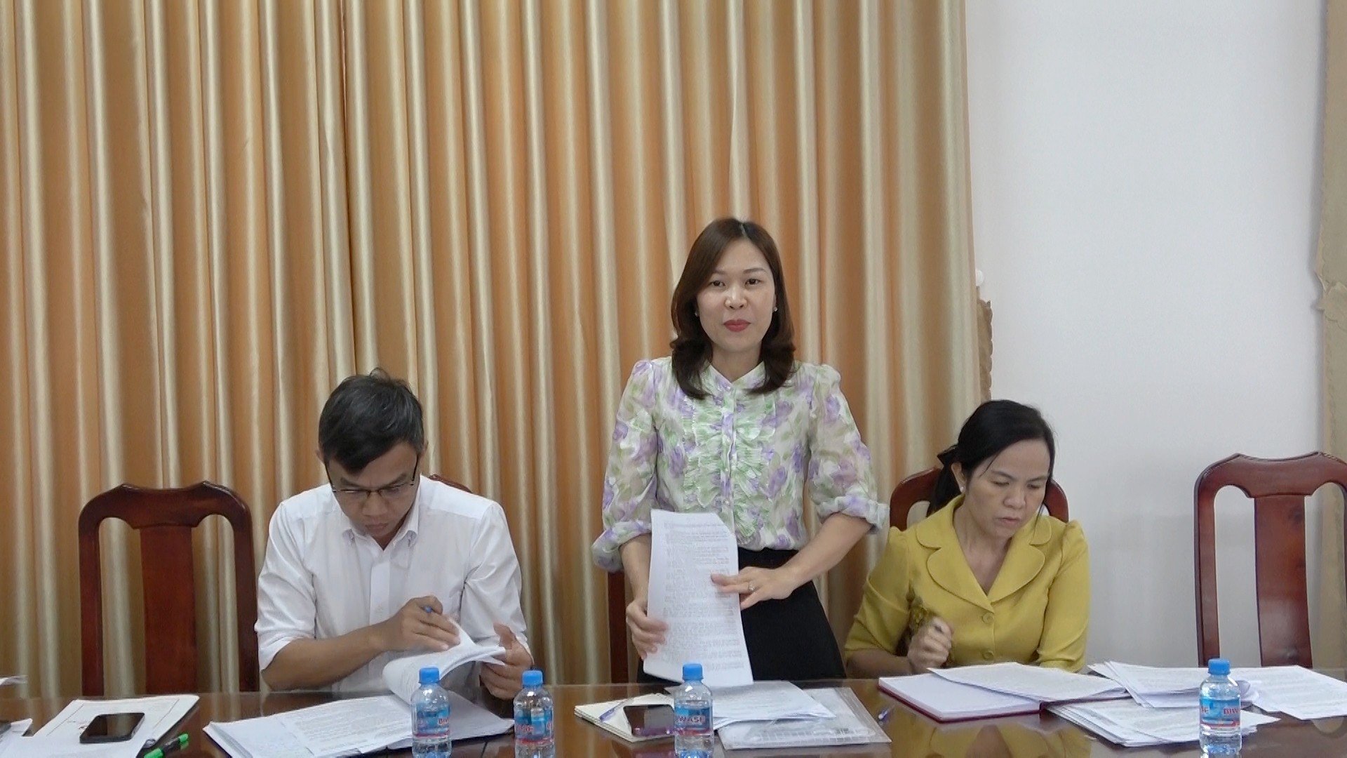 Hop Ban Chi Dao Thuc Hien Cong Tac Bau Cu - Ảnh 3