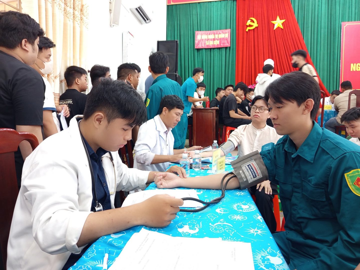 Khám sức khỏe tuyển chọn 360 thanh niên nhập ngũ năm 2026