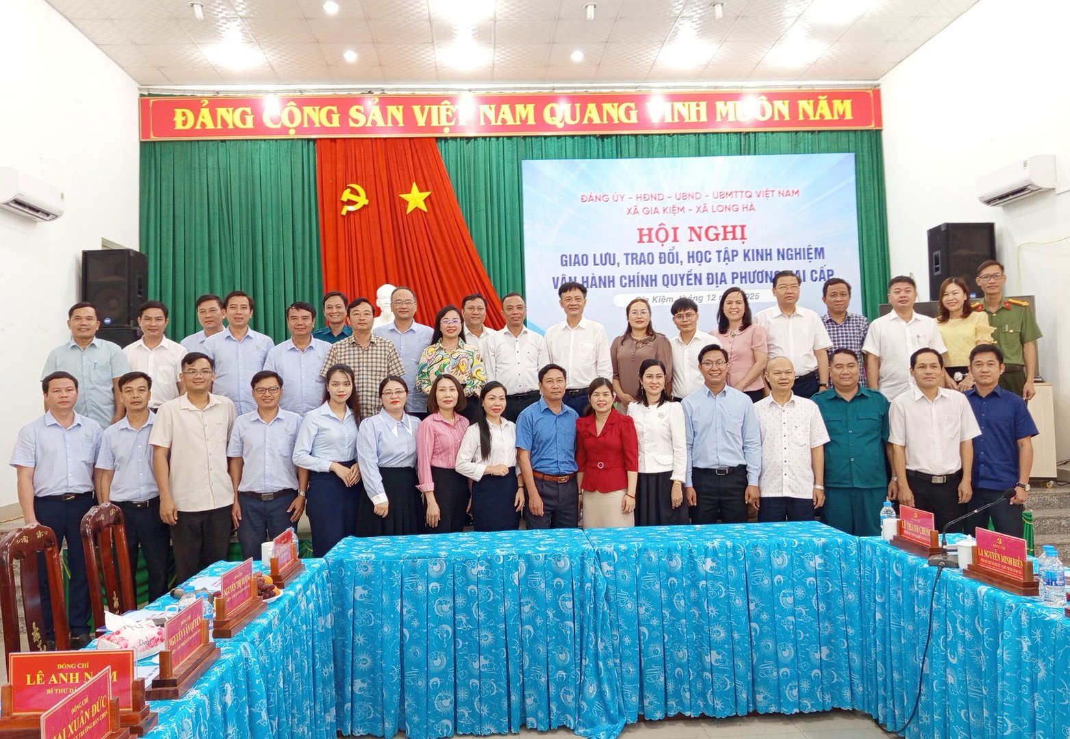 Xã Gia Kiệm và xã Long Hà vừa tổ chức hội nghị giao lưu, trao đổi, học tập kinh nghiệm vận hành chính quyền địa phương 2 cấp